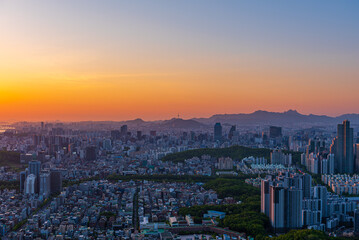 Fototapeta premium Seoul south korea landscape and sunset sky