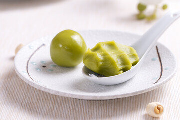 Pandan, matcha or green tea flavor lotus paste for mooncake fillings