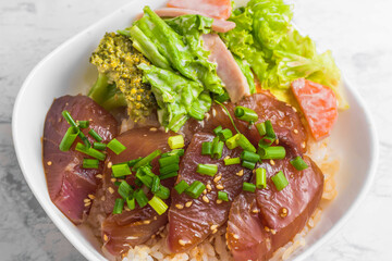 ハマチのサラダ丼