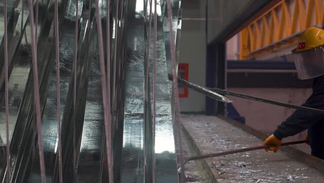 galvinizing workshop, protection for products coating industrial
