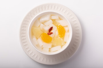杏仁豆腐　(みかん・パイン入り)
