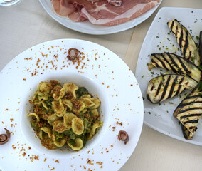 orecchiette alle cime di rapa e alici