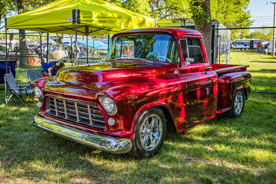 1955 Chevrolet 3100 Stepside Pickup Truck