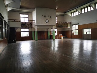豊郷小学校体育館