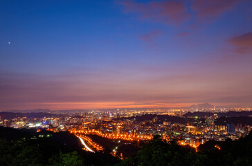Fototapeta na wymiar Beautiful aerail cityscape from Wenshan District