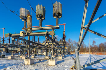 Electrical transformer, equipment for stepping up or stepping down voltage, high voltage power plant