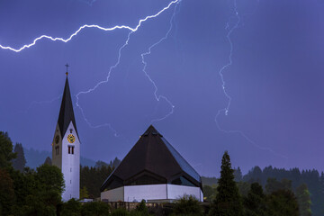 Seifriedsberg - Kirche - Blitze - Gewitter - Sommer