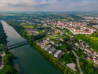 Fototapeta na wymiar Enns an der Donau von oben