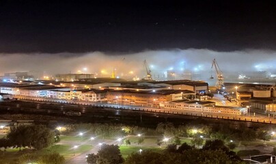 Fototapeta na wymiar Panorámica nocturna del puerto de A Coruña, Galicia