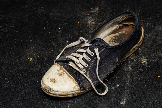 Sklavin Bilder Durchsuchen 13,372 Archivfotos, und