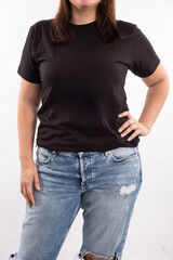 Obraz premium Girl wearing blank black t shirt mock up