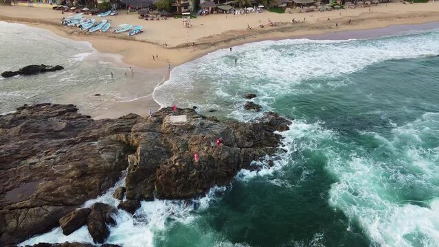 Waves crashing down in the Pacific Ocean, Oaxaca