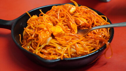 Singapuri chaumin in bowl image