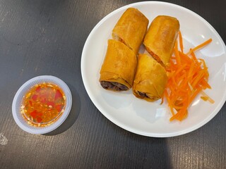 ベトナムの揚げ春巻き