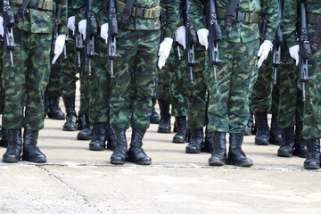 soldiers in parade