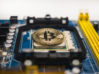 Bitcoin moneta kryptowaluta koncept technologiczny pośród elektroniki cyfrowy pieniądz, cyfrowe...