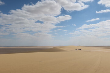 Fototapeta na wymiar Off roading adventure in the desert of Fayoum in Egypt in 4WD cars