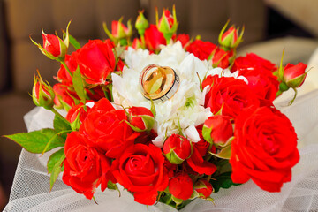 Wedding bouquet with the rings. Wedding day