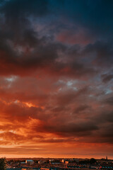 Fototapeta na wymiar Beautiful Cloudscape in the Morning over city in the UK