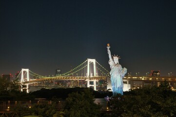 Night view of the Tokyo Bay area,  the Rainbow Bridge　and the Statue of Liberty, Tokyo, Japan