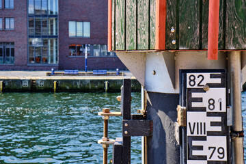 Gauge, Water Level Measuring Device