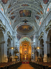 Fototapeta premium Interior of Dominican Church in Vienna, Austria. Also known as the Church of St. Maria Rotunda, it was built in 1631-1634 in early Baroque style.