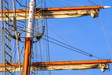 old rig on a sailboat