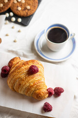 Croissant de masa madre.