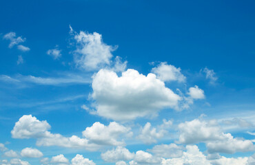 Fototapeta na wymiar blue sky clouds white natural beautiful abstract