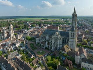 Fototapeta na wymiar Aerial view of medieval town center of Senlis with Gothic cathedral and roman walls