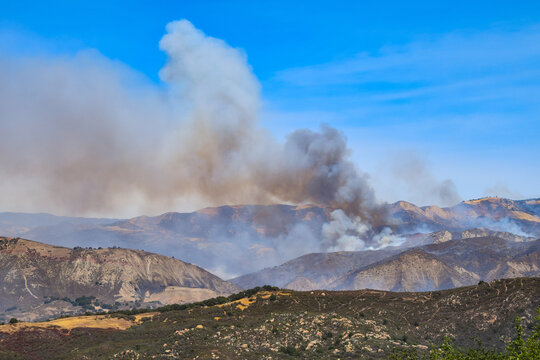 Rey Fire Burning near Aliso Canyon, Santa Ynez Valley