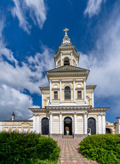 Fototapeta na wymiar The world famouse Vysotsky men monastery in Serpukhov,Russia.