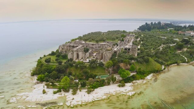 「Catullus」の画像 359 件の Stock 写真、ベクターおよびビデオ Adobe Stock