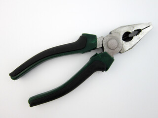 pliers