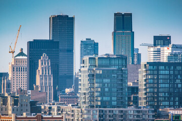Fototapeta na wymiar Skyline of downtown Montreal on a cold winter morning in Quebec (Canada)