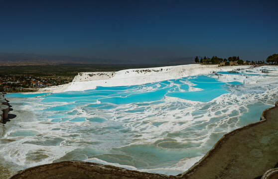 The enchanting pools of Pamukkale in Turkey
