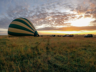 Sunrise hot air balloon in the Serengeti