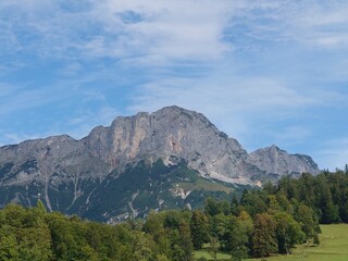 Fototapeta na wymiar Der Blick auf den Untersberg