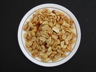 Indian snack food salted peanuts in a plate 