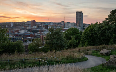 Fototapeta na wymiar Sheffield cityscape from the Cholera monument grounds