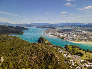 Fototapeta premium Vibrant ocean colours of Ferry landing in the Coromandel Peninsula, New Zealand