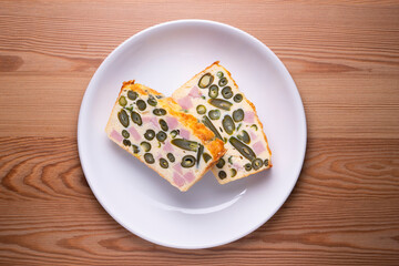 Green bean and ham pie. Typical Eastern Europe recipe.