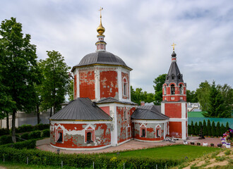 Fototapeta na wymiar Restoration of the Assumption Church of 17th century in Suzdal, Russia