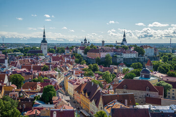 Fototapeta na wymiar Panoramic view of the historical part of old Tallinn on a August day. Estonia