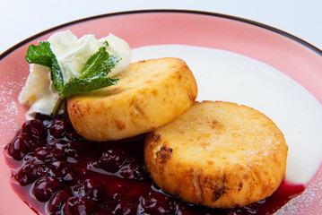 cheesecakes with jam