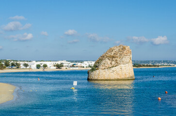 Le rovine della torre di avvistamento cinquecentesca di Torre Pali nelle vicinanze di Salve in...