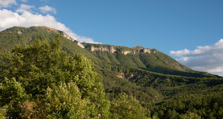 Fototapeta na wymiar Le Cousson, Réserve Géologique, Entrages, Digne les Bains, Alpes de Haute Provence, 04