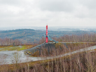 Steinkohleabbau / Steinbruch UNESCO Naturpark Landschaft Piesberg in Osnabrück Luftaufnahme der...