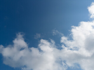 Obraz premium White Clouds blue skies 