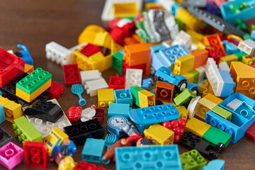 Fototapeta na wymiar plastic toy blocks
